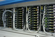 秦皇島（子涵科技）網(wǎng)絡(luò)有限公司整加服務(wù)器(圖1)